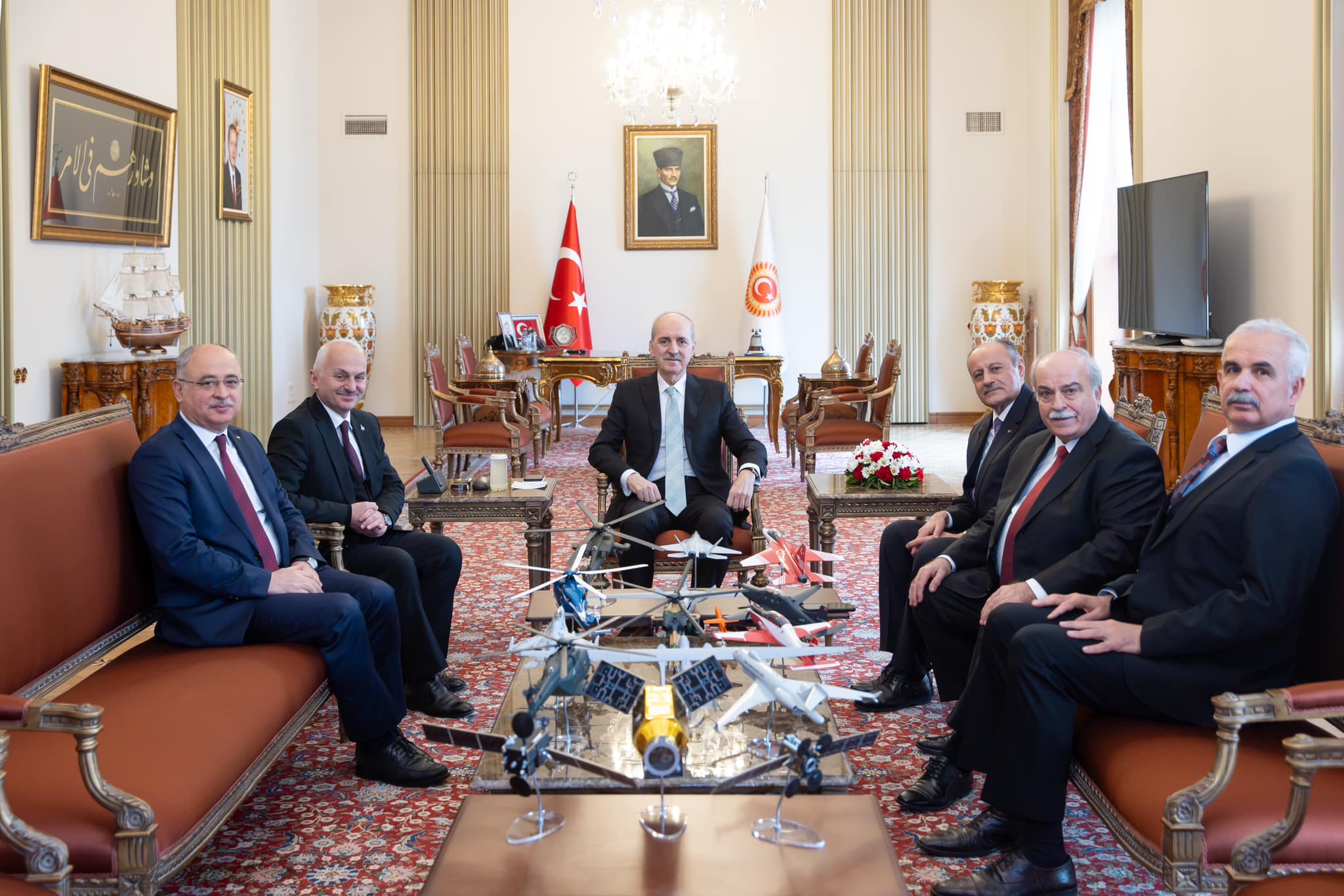 TBMM Başkanı Numan Kurtulmuş, Türkiye'nin havacılık ve uzay sektöründeki milli çabaları değerlendirdi