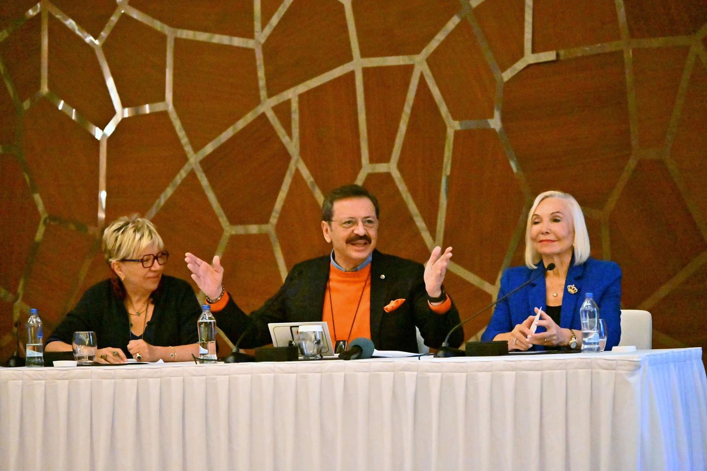 Afyonkarahisar'da Kadın Girişimciler Kurulu İl Başkanları Toplantısı Gerçekleştirildi