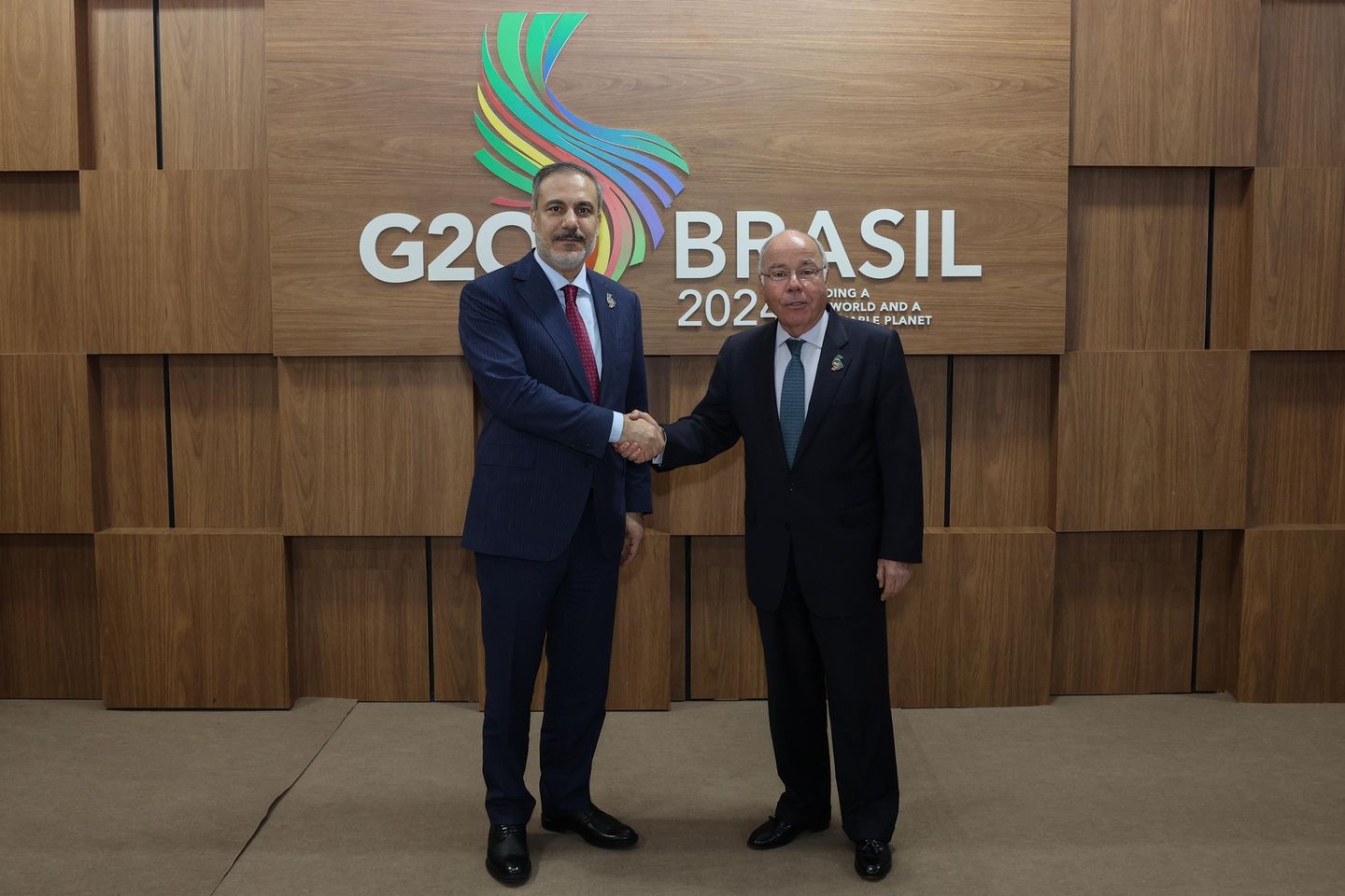 Hakan Fidan, Brezilya'daki G20 zirvesinde Türkiye ile Brezilya arasındaki işbirliğini görüştü.